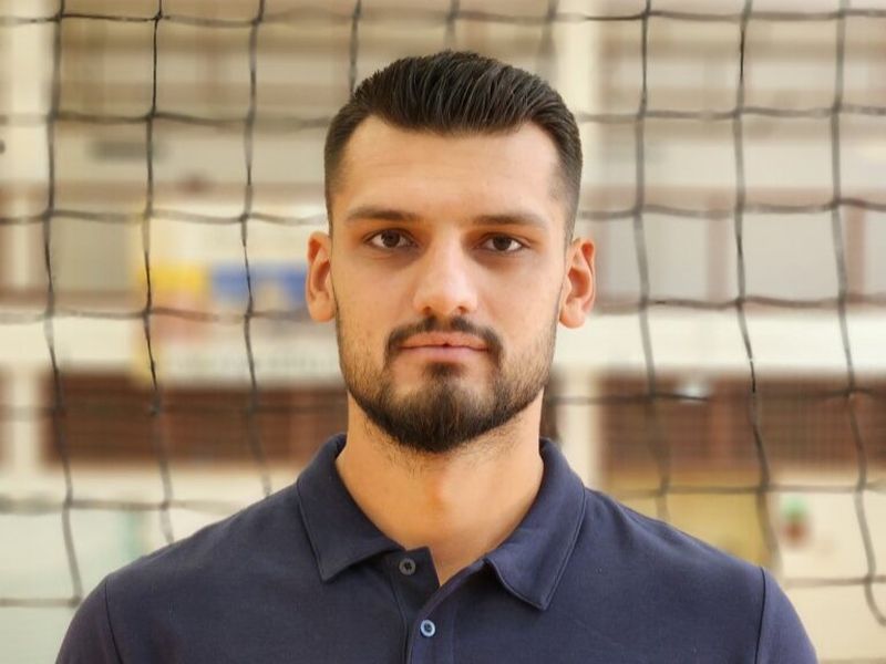 Öt újabb Extraliga ezüstérmes férfi röplabdázó is szerződést hosszabbított